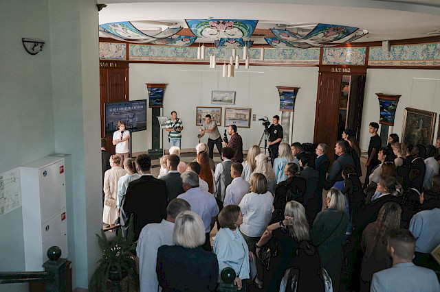 Opening of the exhibition: BelSU in art and history — photo 23