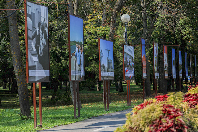 Открытие городского фотопроекта «БелГУ: 150 лет в лицах и архитектуре» — снимок 6