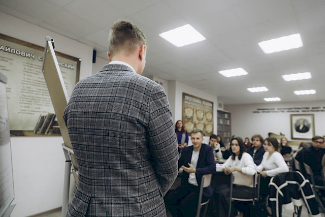 II Belgorod Legal Forum (day 2) «Russian Statehood in the Focus of Contemporary Civilisational Challenges: Creation, Participation, Service» — photo 95