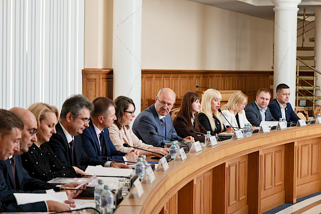 Заседание Совета ректоров вузов Белгородской области «НИУ „БелГУ“: соединение времён, со-бытие, созидание» — снимок 7