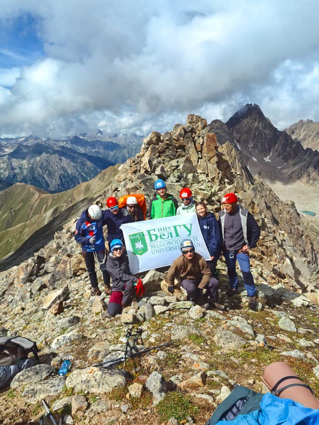 Around Mount Elbrus — photo 2